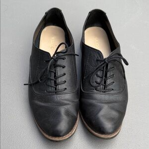 Aldo size 8.5 Black Leather Lace-Up Oxford shoes